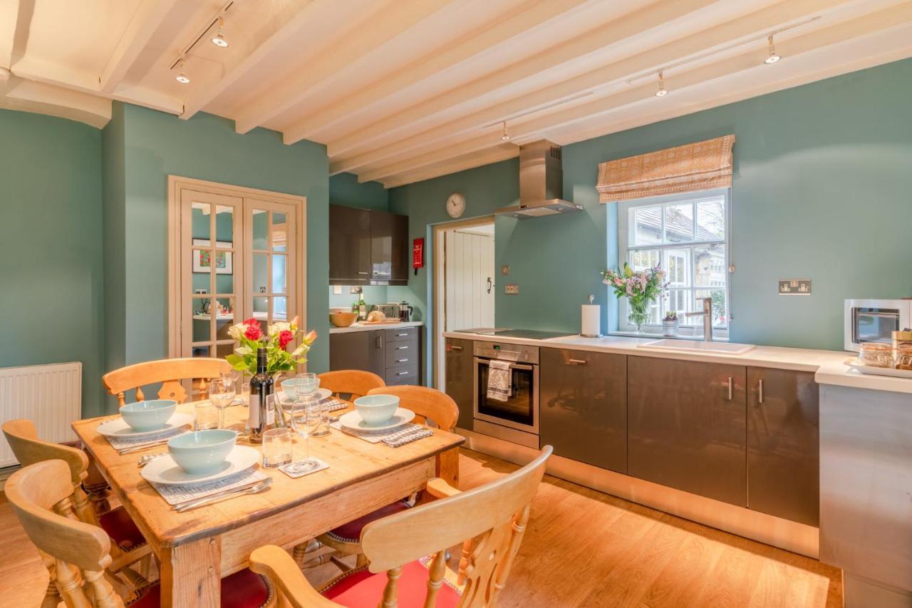 2 Manor Lodge Cottages Chipping Campden Bagian luar foto